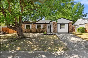 726 Holliday Ln, Duncanville, TX 75116 - Photo 1