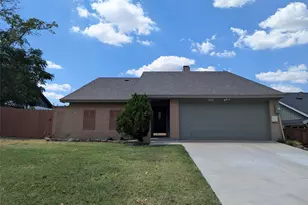 2727 Colonial Dr, Carrollton, TX 75007 - Photo 1