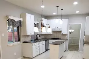 821 Weeping Willow Ct, Allen, TX 75002 - Photo 2