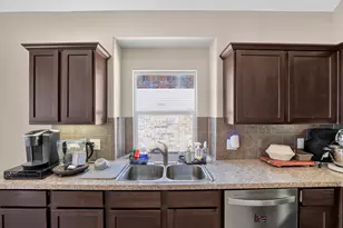 632 Atascosa Ave, Fort Worth, TX 76120 - Photo 10