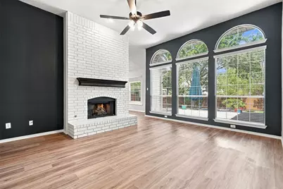 7609 Oak Knoll Drive, North Richland Hills, TX 76182 - Photo 12