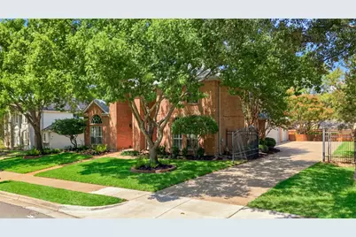 7609 Oak Knoll Drive, North Richland Hills, TX 76182 - Photo 4
