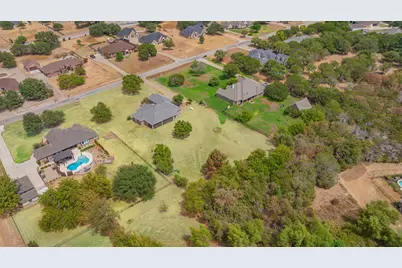 2105 Wood Duck Lane, Granbury, TX 76049 - Photo 32