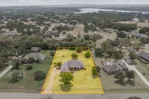 2105 Wood Duck Ln, Granbury, TX 76049 - Photo 28