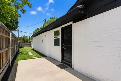 8949 Shorelark Drive, Dallas, TX 75217 - Photo 22