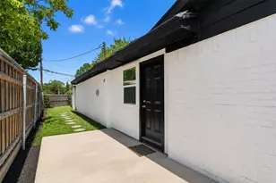 8949 Shorelark Dr, Dallas, TX 75217 - Photo 22