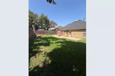 1584 Meadowview, Corinth, TX 76210 - Photo 32