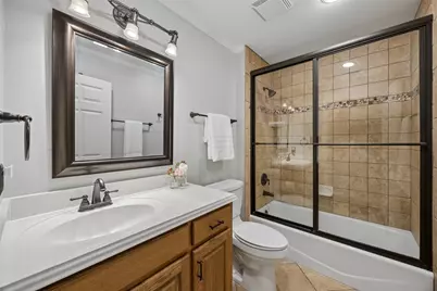 10619 Longmeadow Drive, Dallas, TX 75238 - Photo 18