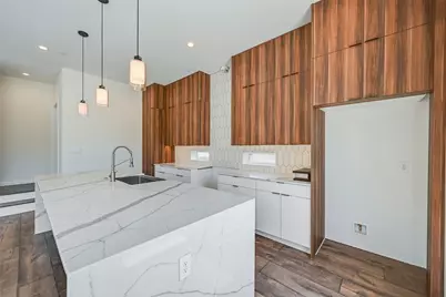2247 Mail Avenue #102, Dallas, TX 75235 - Photo 14