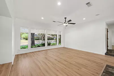 13126 Fall Manor Drive, Dallas, TX 75243 - Photo 18