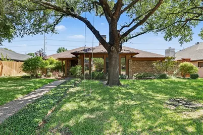 13126 Fall Manor Drive, Dallas, TX 75243 - Photo 2