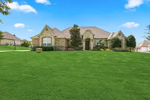 196 Bearclaw Cir, Aledo, TX 76008 - Photo 2