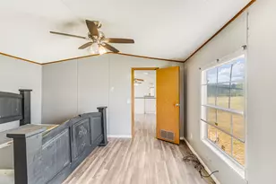 206 Creekview Meadows Ct, Springtown, TX 76082 - Photo 20
