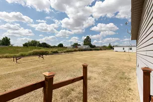 206 Creekview Meadows Ct, Springtown, TX 76082 - Photo 14