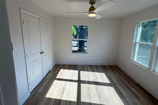 8706 Reva St, Dallas, TX 75227 - Photo 8
