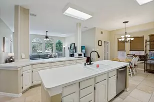 10913 Alexandria Dr, Frisco, TX 75035 - Photo 8