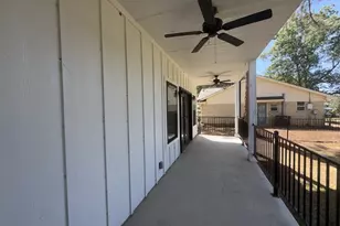 138 Sunset Dr, Gun Barrel City, TX 75156 - Photo 4