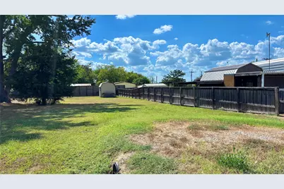 555 Comanche Drive, Quitman, TX 75783 - Photo 2