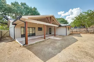 1716 Creek Ridge Ct, Irving, TX 75060 - Photo 20