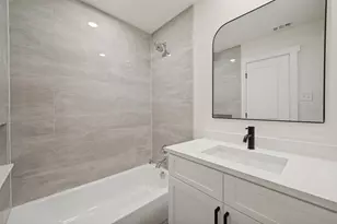 1716 Creek Ridge Ct, Irving, TX 75060 - Photo 14