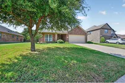 1026 Saint Andrews Drive, Burleson, TX 76028 - Photo 2