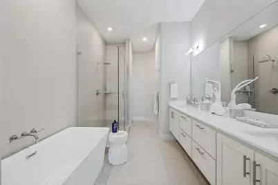 15875 Spectrum Drive #4105, Addison, TX 75001 - Photo 12