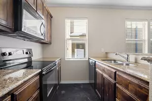 104 College Ave, Fort Worth, TX 76104 - Photo 8