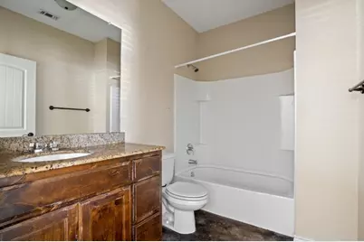 104 College Avenue, Fort Worth, TX 76104 - Photo 10