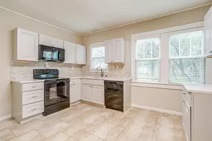 2100 Ashland Ave, Fort Worth, TX 76107 - Photo 8
