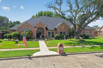 2505 Inverrary Drive, Ennis, TX 75119 - Photo 2