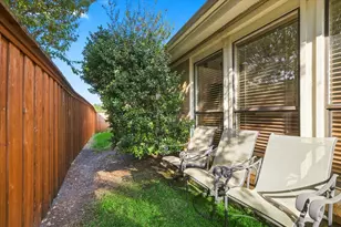 2021 Whippoorwill Ln, Carrollton, TX 75006 - Photo 30