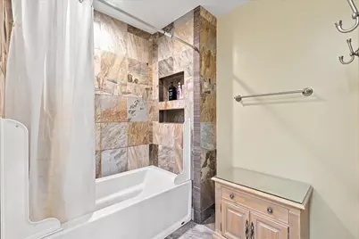 2021 Whippoorwill Lane, Carrollton, TX 75006 - Photo 22