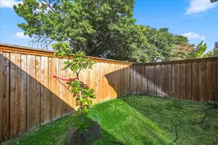 2021 Whippoorwill Ln, Carrollton, TX 75006 - Photo 32