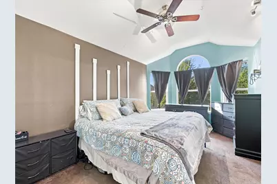 302 Republic Lane, Euless, TX 76040 - Photo 4