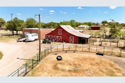 414 E Walnut Street, Strawn, TX 76475 - Photo 30
