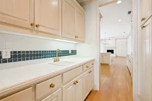 7984 Caruth Ct, Dallas, TX 75225 - Photo 8