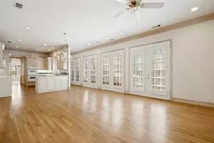 7984 Caruth Ct, Dallas, TX 75225 - Photo 16