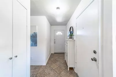 6036 Bogard Drive, The Colony, TX 75056 - Photo 4