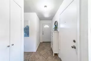 6036 Bogard Dr, The Colony, TX 75056 - Photo 4
