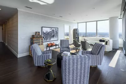 2200 Victory Avenue #2207, Dallas, TX 75219 - Photo 2