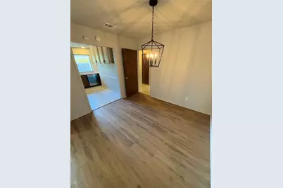 2205 Bowling Green Street, Denton, TX 76201 - Photo 4