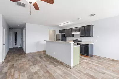 2322 Kingsway Drive, Arlington, TX 76012 - Photo 4