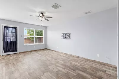 2322 Kingsway Drive, Arlington, TX 76012 - Photo 10