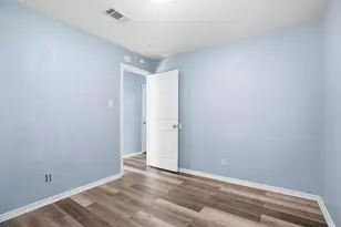 609 Race St, Crowley, TX 76036 - Photo 14