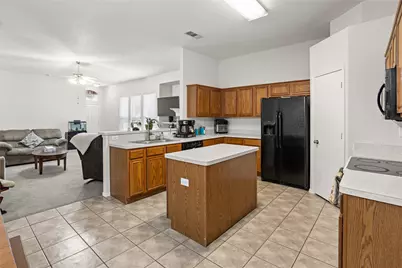 2127 Coelum Court, Dallas, TX 75253 - Photo 10