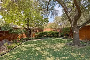 16916 Old Pond Dr, Dallas, TX 75248 - Photo 24