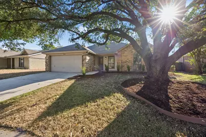 7208 Meadowbrook Drive, Watauga, TX 76148 - Photo 2
