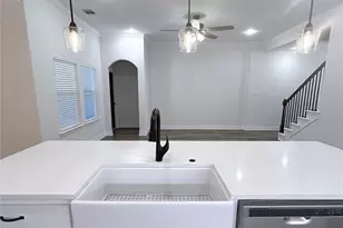 8406 Grant Ln, Greenville, TX 75402 - Photo 4