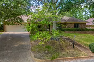 4915 Pine Knoll St, Tyler, TX 75703 - Photo 2