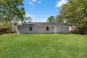 3725 Raphael St, Fort Worth, TX 76119 - Photo 24